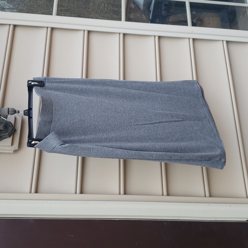 Gray pencil skirt